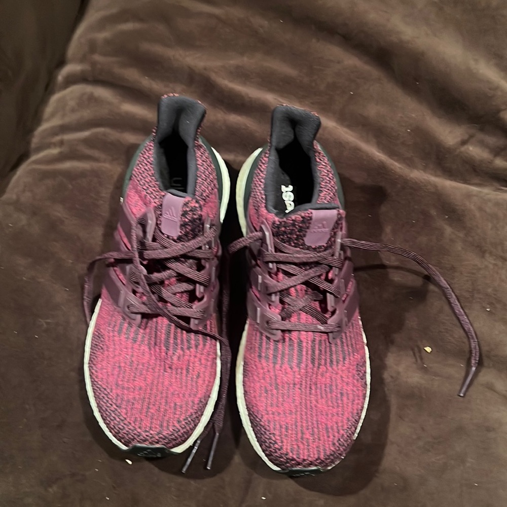 Women's Adidas ultra boost, size 8